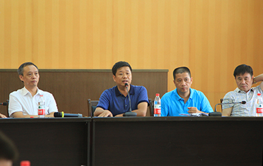 虹潤公司董事長林善平應(yīng)邀在南平市第二期非公經(jīng)濟年輕一代培訓(xùn)班 上發(fā)表科技創(chuàng)新主題講座 2016年