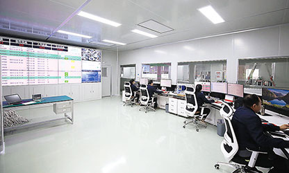 央媒持續(xù)關(guān)注 虹潤再增信心--新華社客戶端專題報道巜福建順昌虹潤儀表的國產(chǎn)化之路》，生動描述虹潤公司近年走過的成功之路